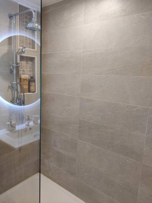Apartament App 5 Pers, Parking, 3Mn Rer A, 40 Mn Du Centre De Paris, Cergy Le Haut Zewnętrze zdjęcie